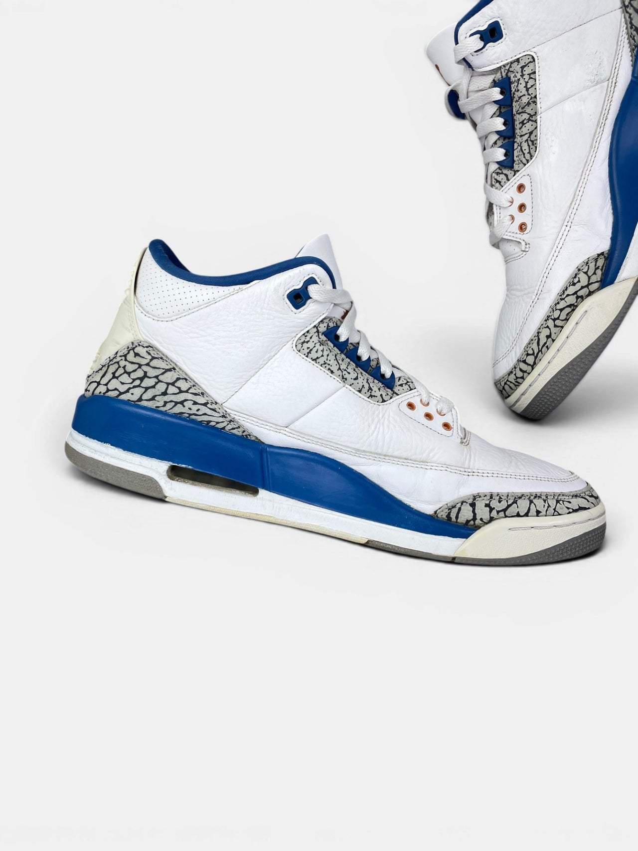 Nike Air Jordan 3 Wizards — buty sportowe męskie w bardzo dobrym stanie rozmiar 46, wewnętrzny panel lewego buta