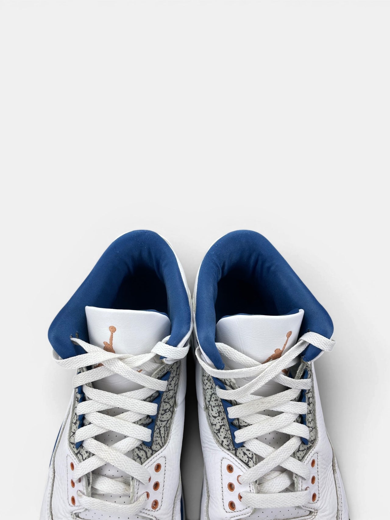 Nike Air Jordan 3 Wizards — buty sportowe męskie w bardzo dobrym stanie rozmiar 46, zapiętki butów