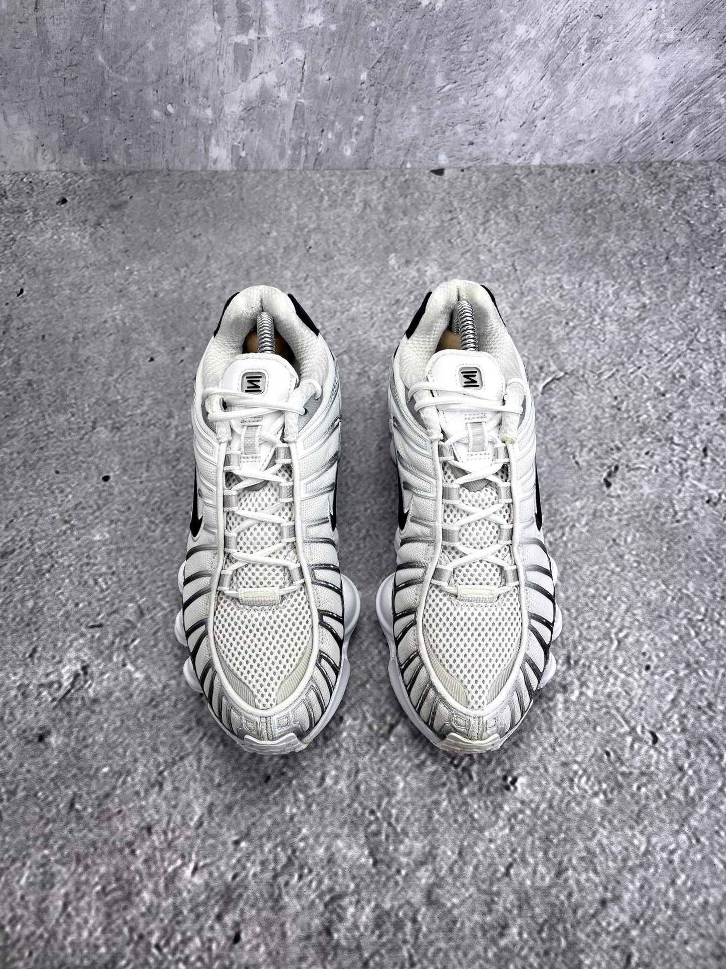 Nike Air VaporMax Plus — buty sportowe damskie w bardzo dobrym stanie rozmiar 37.5, widok z góry