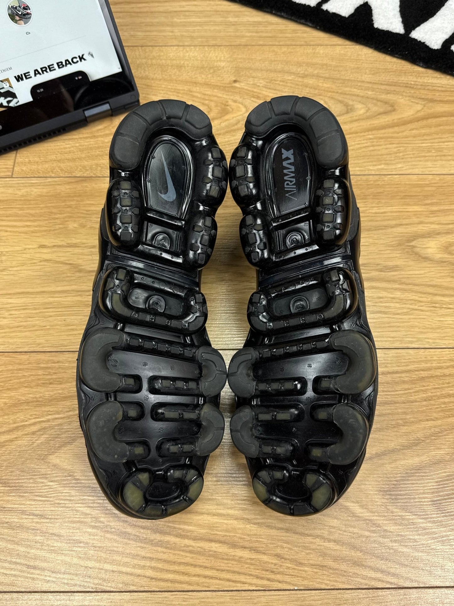 Nike Air Vapormax Plus (46)
