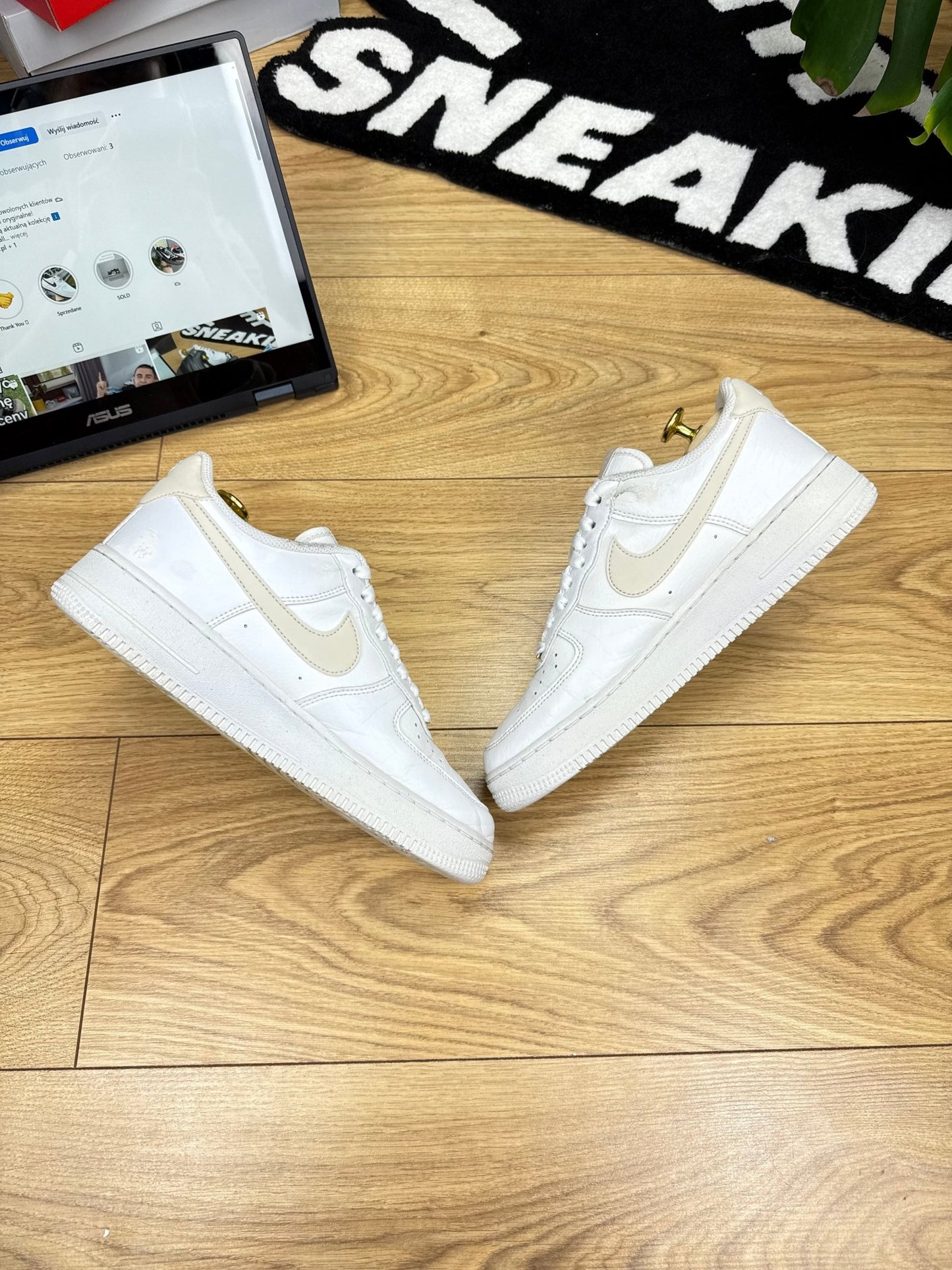 Nike Air Force 1 Low (40.5)