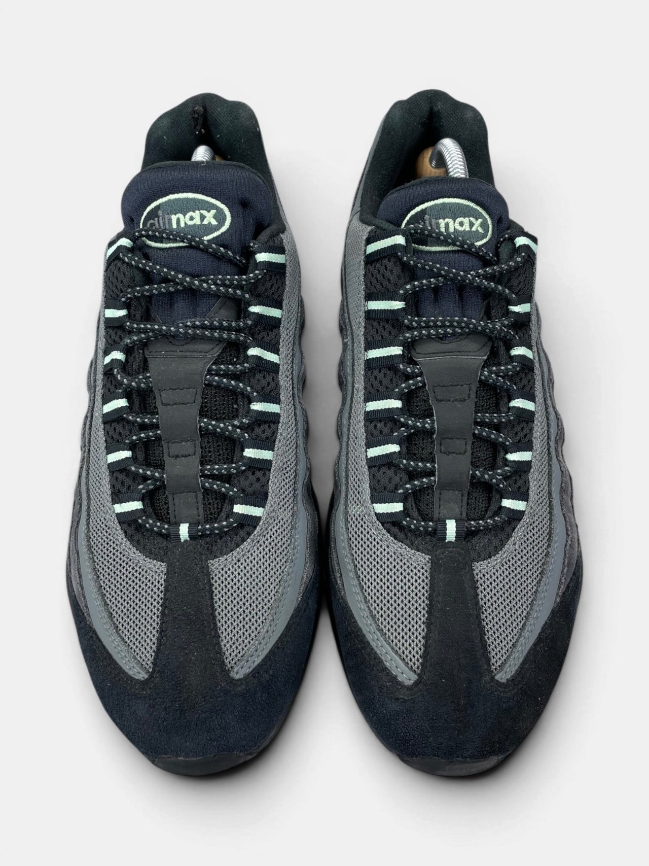 Nike Air Max 95 Vapor Green — buty sportowe męskie w bardzo dobrym stanie rozmiar 44, widok z góry