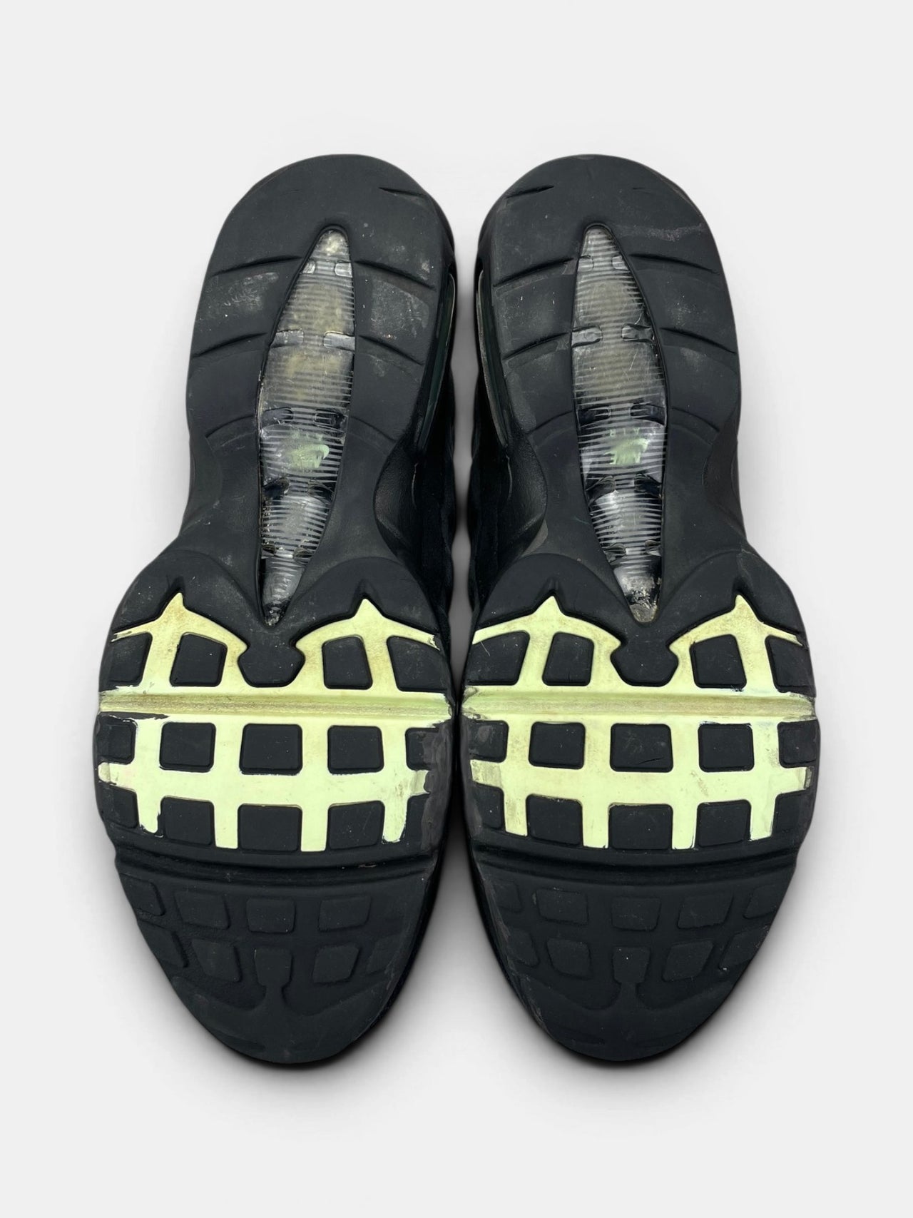 Nike Air Max 95 Vapor Green — buty sportowe męskie w bardzo dobrym stanie rozmiar 44, podeszwa