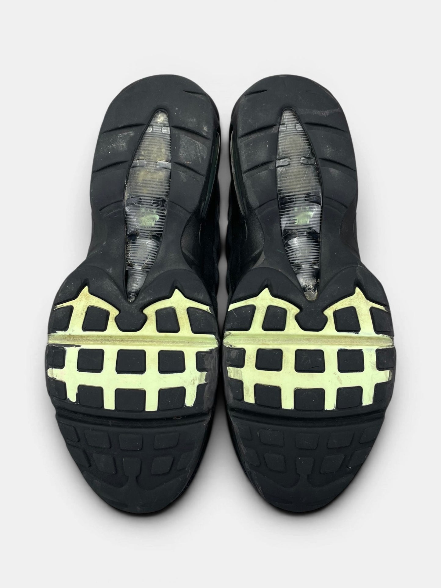 Nike Air Max 95 Vapor Green — buty sportowe męskie w bardzo dobrym stanie rozmiar 44, podeszwa