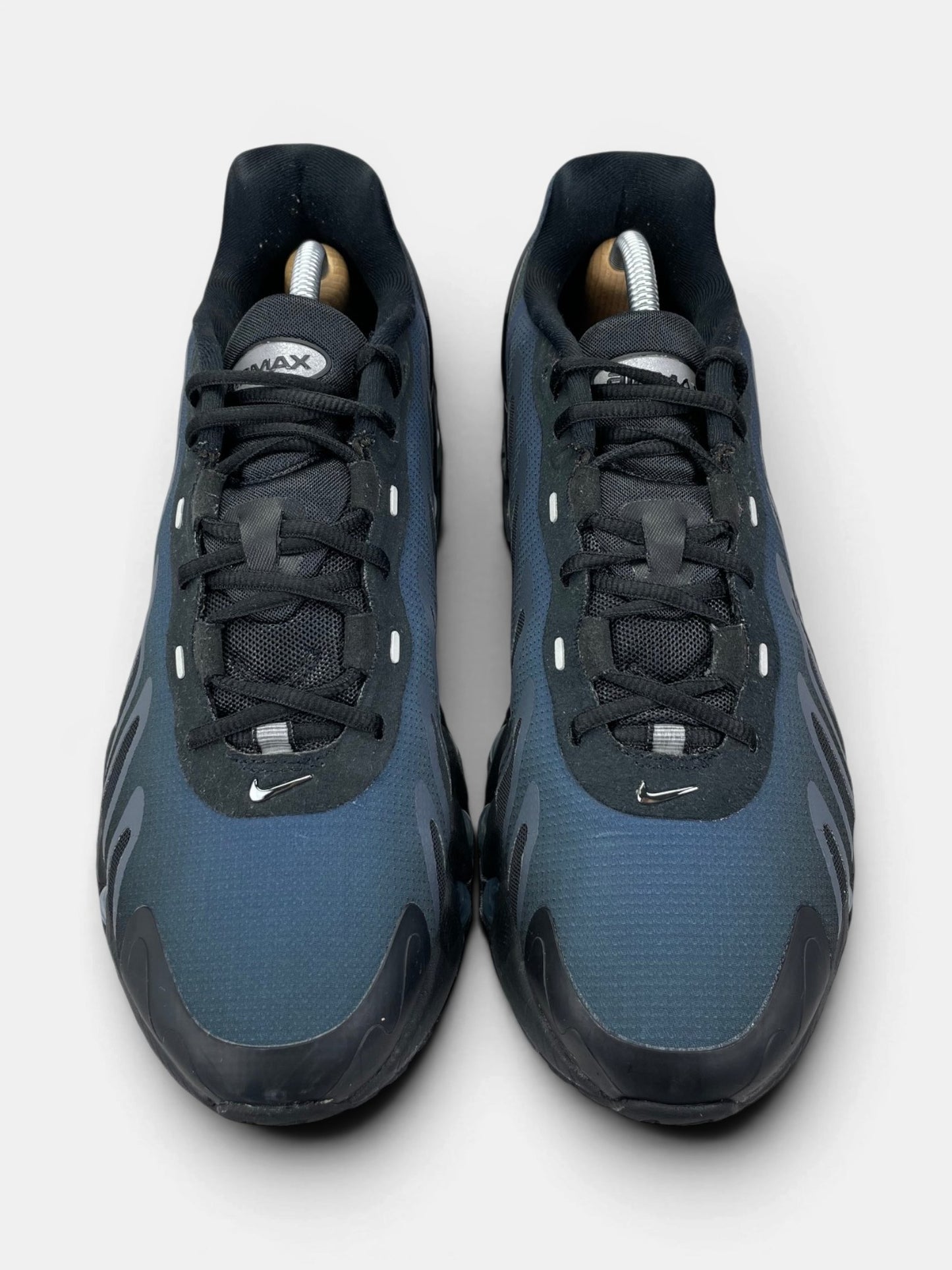 Nike Air Max DN8 Thunder Blue — buty sportowe męskie w bardzo dobrym stanie rozmiar 43, widok z góry