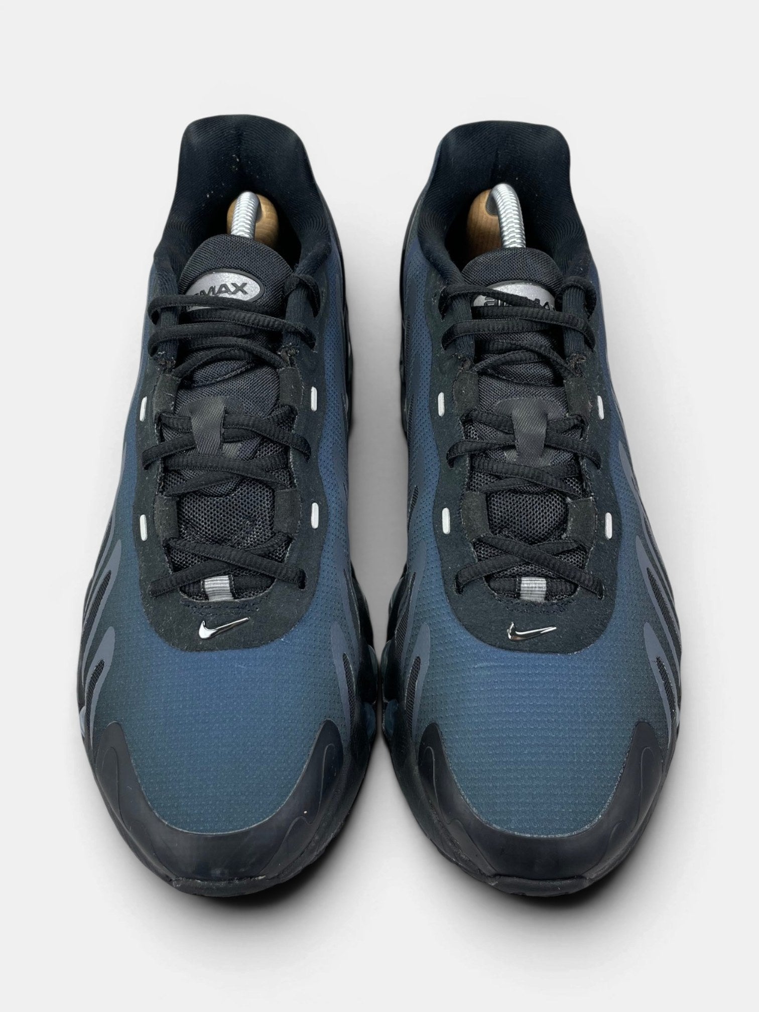 Nike Air Max DN8 Thunder Blue — buty sportowe męskie w bardzo dobrym stanie rozmiar 43, widok z góry