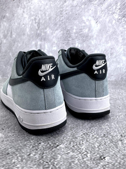 Nike Air Force 1 '07 LV8 Light Armory Blue - buty sportowe, widok z tyłu
