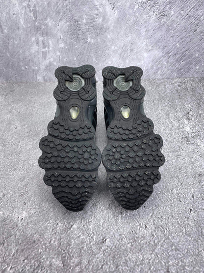 Nike Shox TL Black Iron Grey - buty sportowe, podeszwa