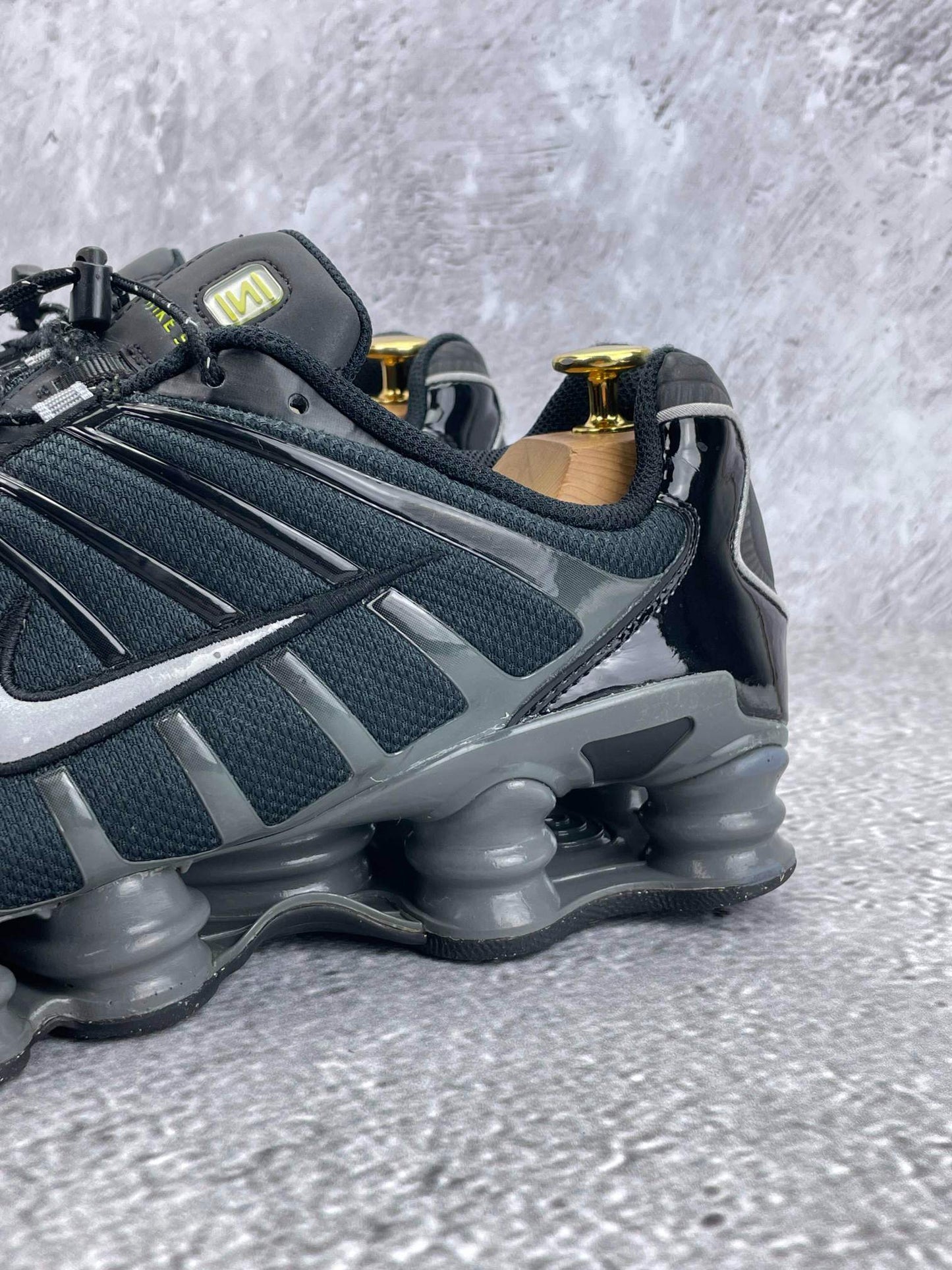 Nike Shox TL Black Iron Grey - buty sportowe, opcjonalne zdjęcie 2