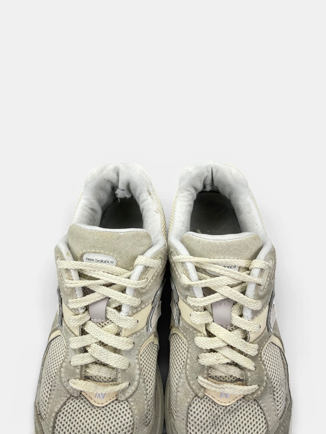 New Balance 2002R — buty sportowe damskie w bardzo dobrym stanie rozmiar 38, podeszwa