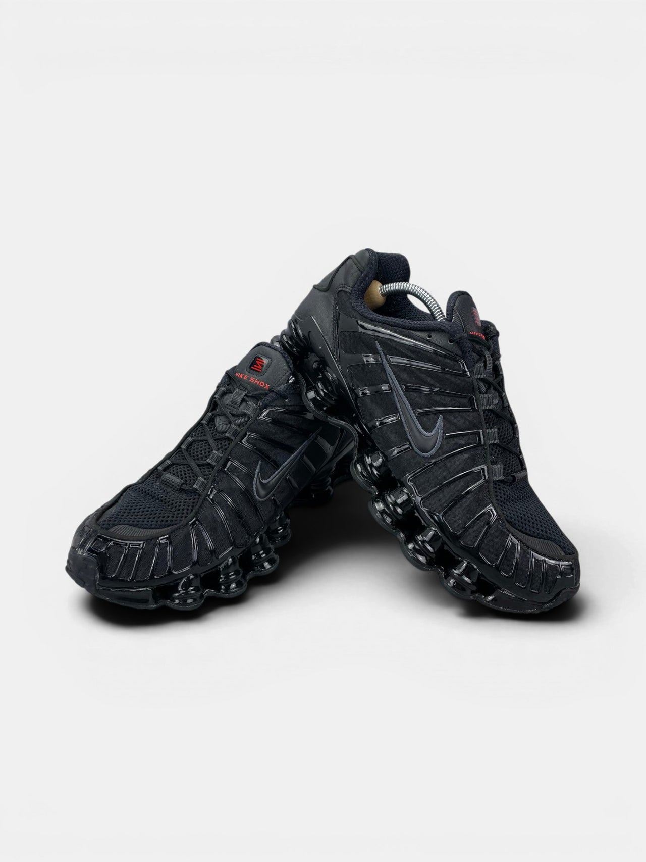 Nike Shox TL Metallic Hematite — buty sportowe męskie w bardzo dobrym stanie rozmiar 44, boczny profil