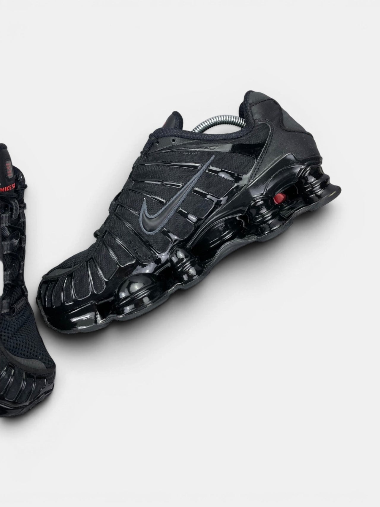 Nike Shox TL Metallic Hematite — buty sportowe męskie w bardzo dobrym stanie rozmiar 44, wewnętrzny panel prawego buta