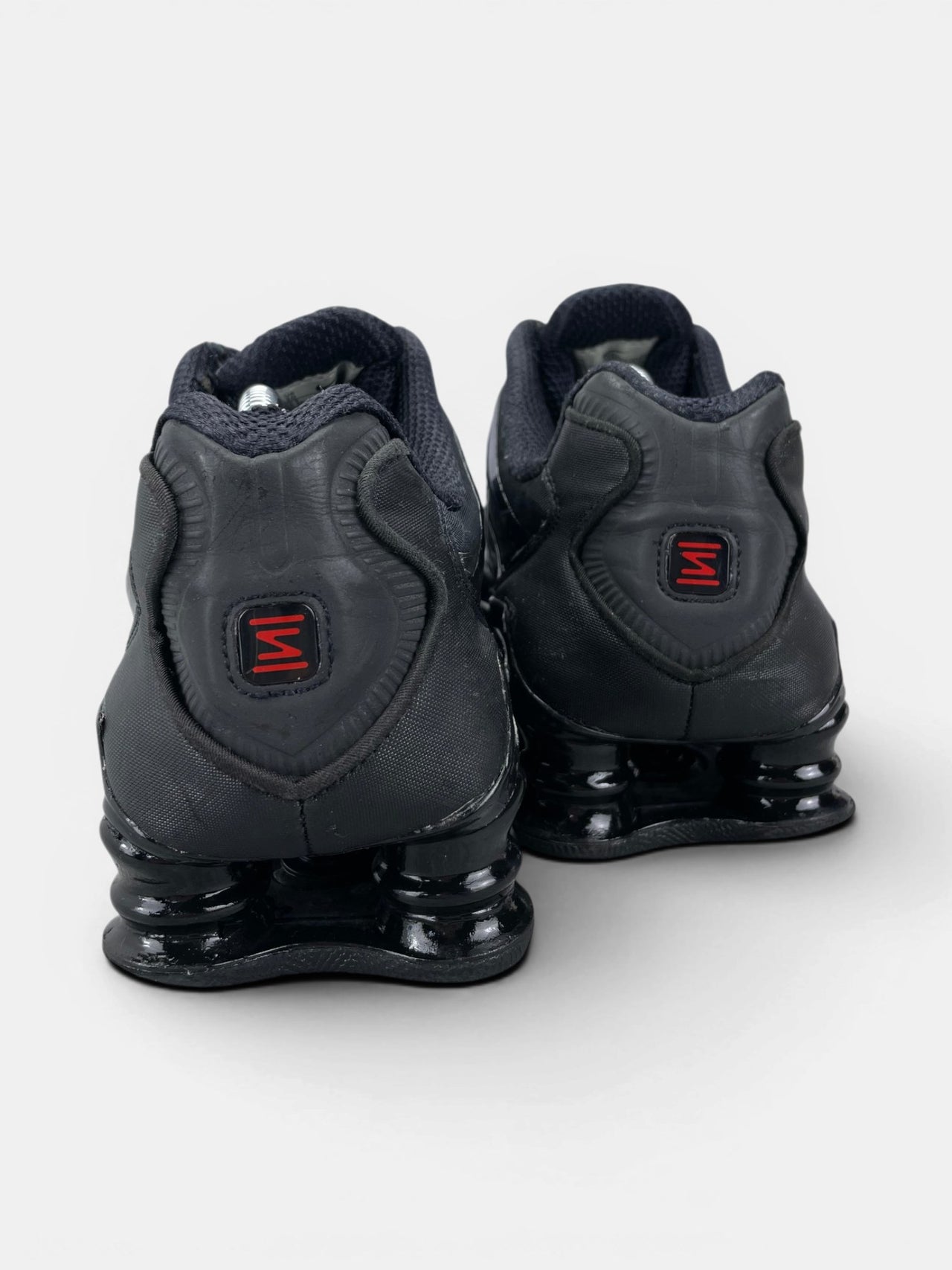 Nike Shox TL Metallic Hematite — buty sportowe męskie w bardzo dobrym stanie rozmiar 44, widok z tyłu