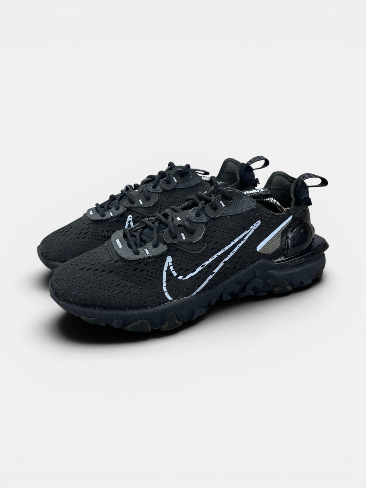 Nike React Vision Black Celestine Blue — buty sportowe męskie w bardzo dobrym stanie rozmiar 42, widok z boku