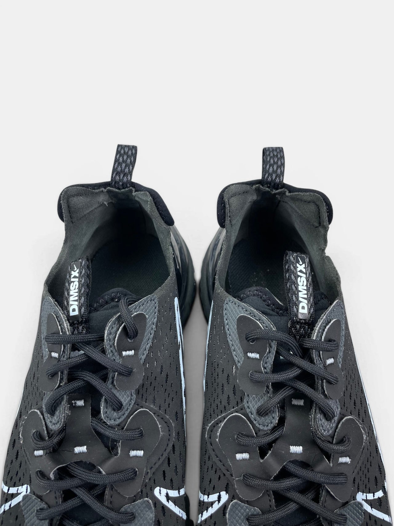 Nike React Vision Black Celestine Blue — buty sportowe męskie w bardzo dobrym stanie rozmiar 42, zapiętki butów
