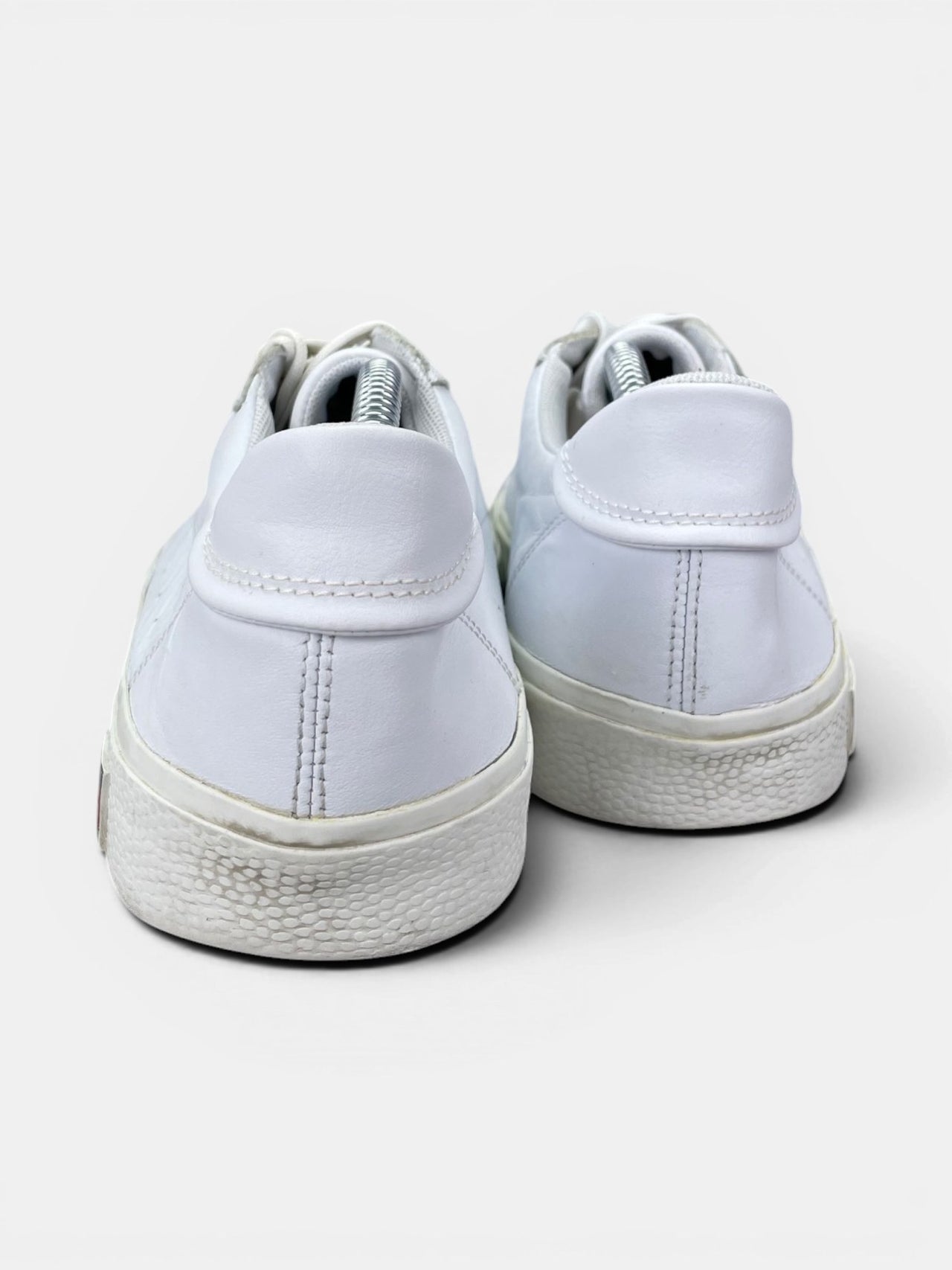Tommy Hilfiger Sneakers — buty sportowe męskie w bardzo dobrym stanie rozmiar 44, widok z tyłu
