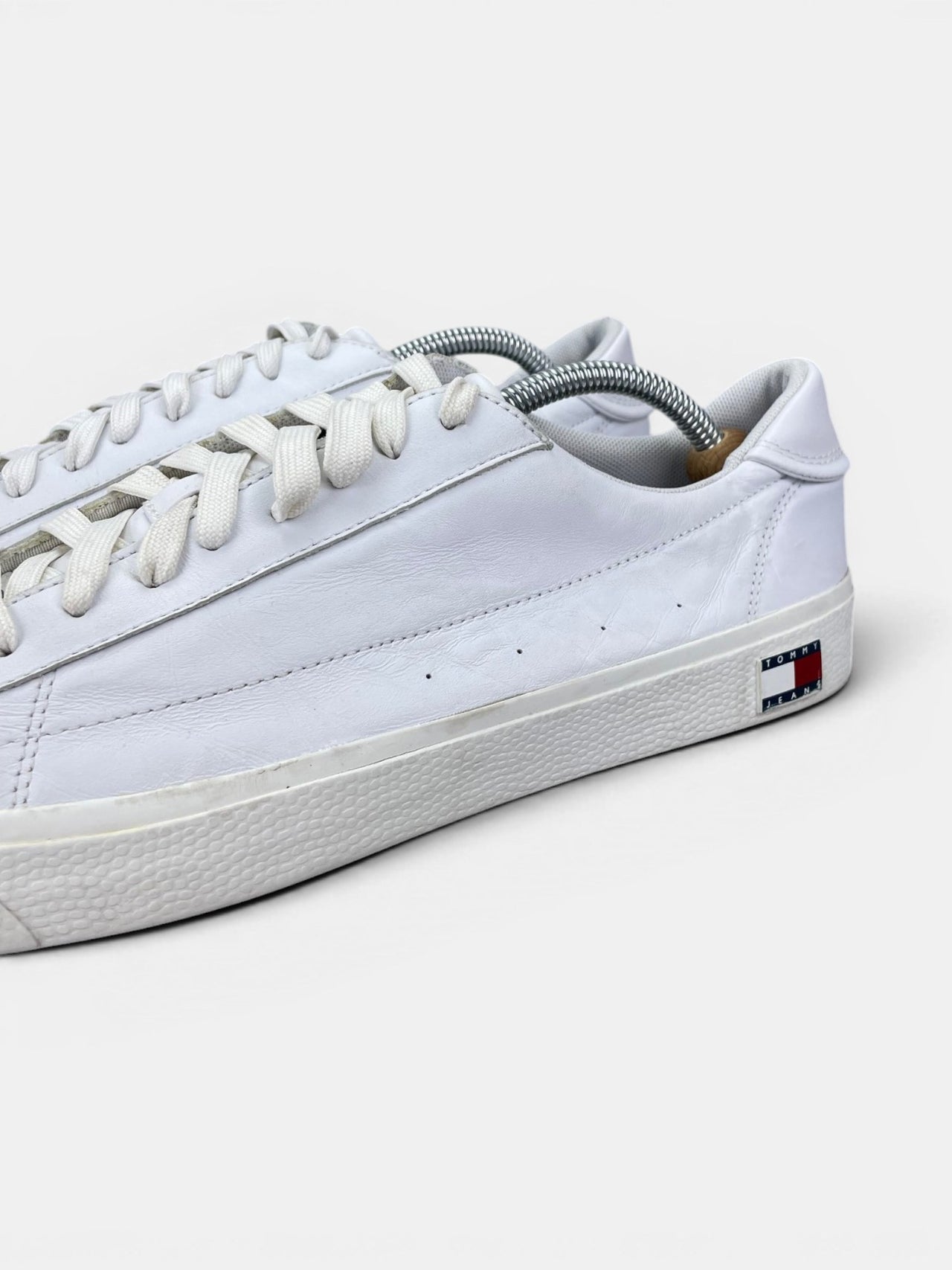 Tommy Hilfiger Sneakers — buty sportowe męskie w bardzo dobrym stanie rozmiar 44, opcjonalne zdjęcie 1