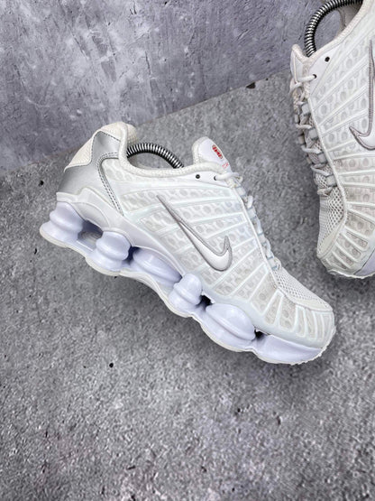 Nike Shox TL AR3566-100 - buty sportowe, wewnętrzny panel lewego buta