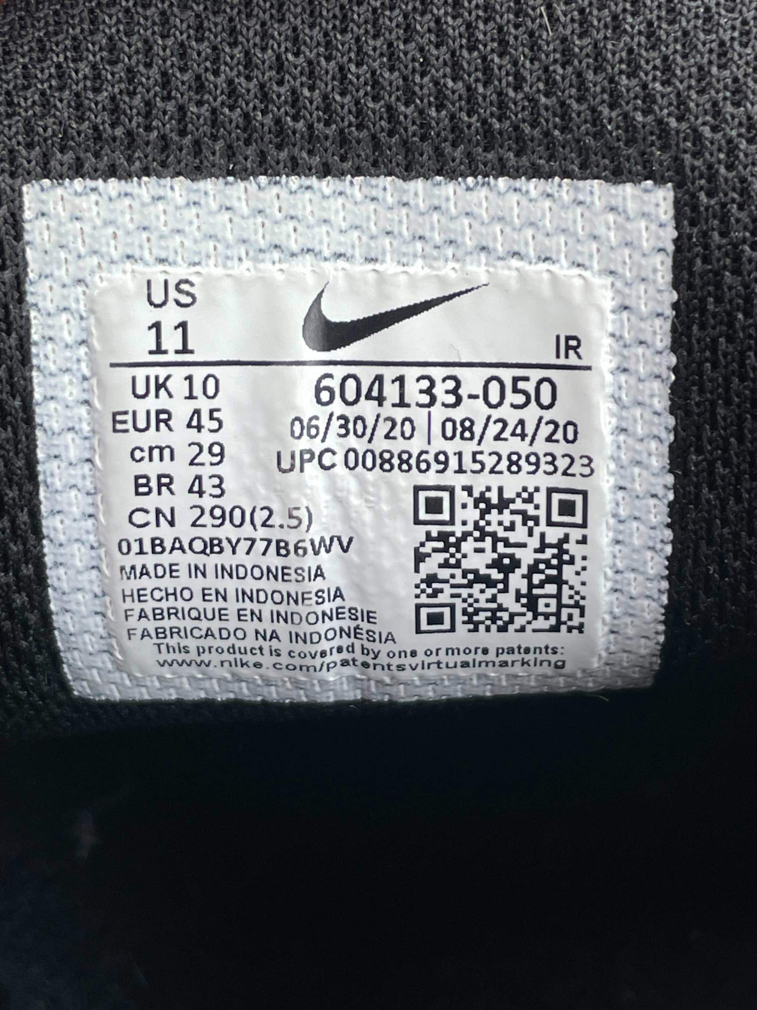 Nike Air Max Plus Triple Black - buty sportowe, metka
