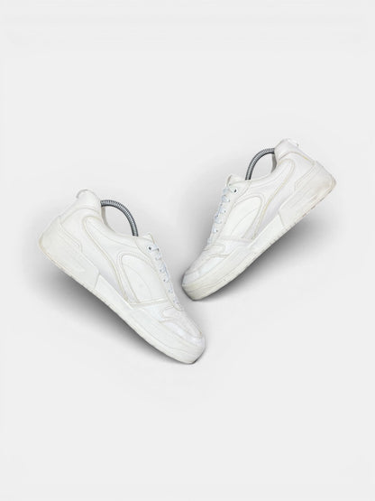 Stradivarius Sneakers — buty sportowe męskie w bardzo dobrym stanie rozmiar 40, zewnętrzny panel prawego buta