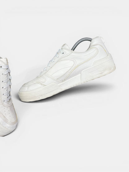 Stradivarius Sneakers — buty sportowe męskie w bardzo dobrym stanie rozmiar 40, wewnętrzny panel prawego buta