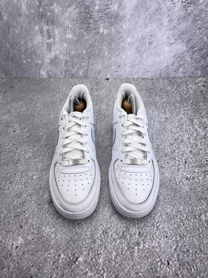Nike Air Force 1 White Ghost - buty sportowe, widok z góry