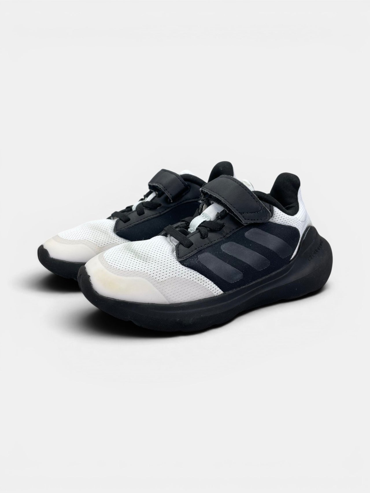 Adidas Tensaur Run 2.0 — buty sportowe dziecięce w bardzo dobrym stanie rozmiar 31, widok z boku