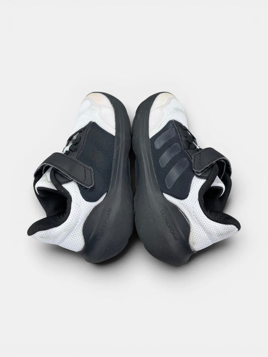 Adidas Tensaur Run 2.0 — buty sportowe dziecięce w bardzo dobrym stanie rozmiar 31, boczny profil