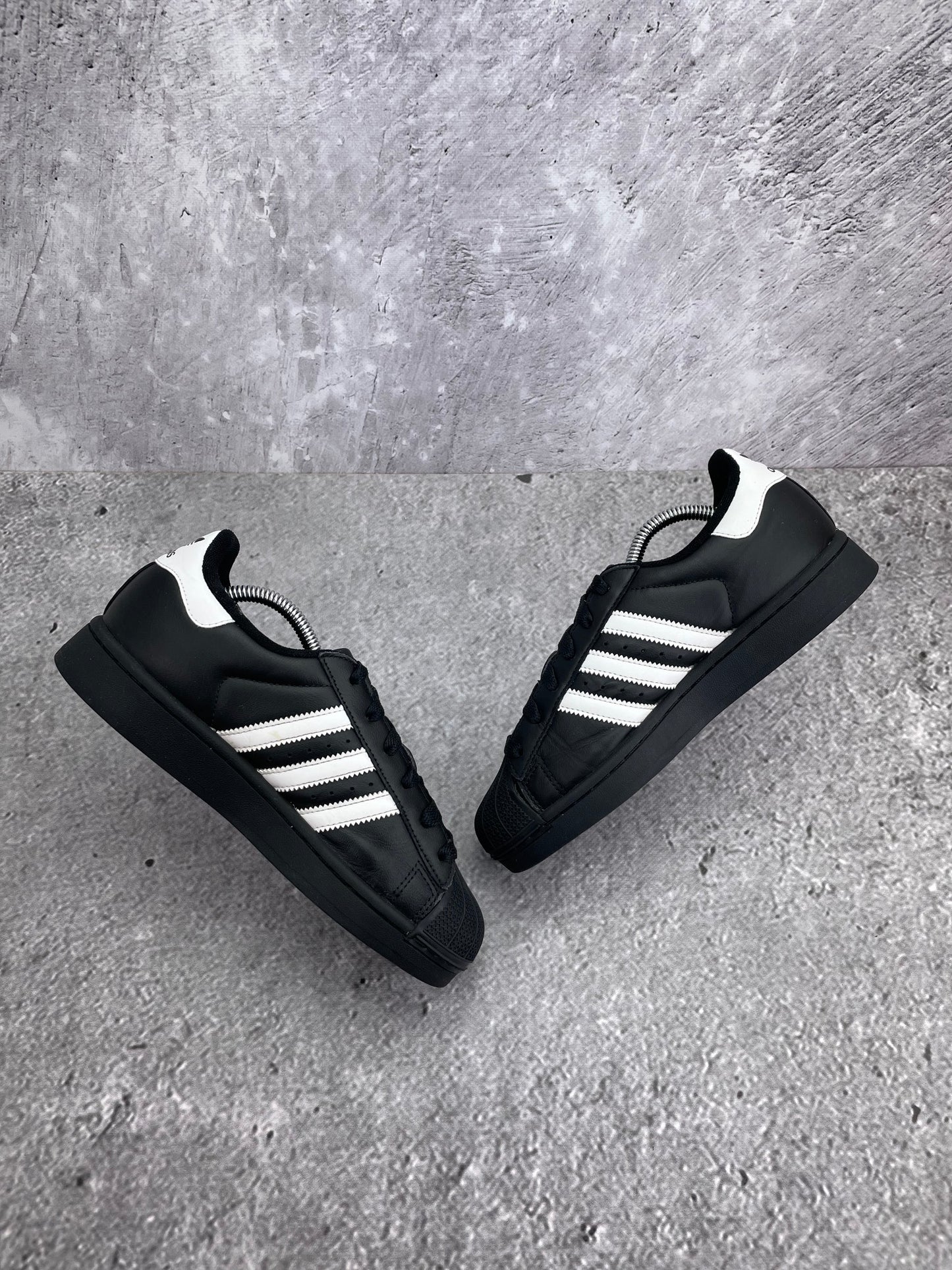 adidas Superstar II JH9977 - buty sportowe, widok z góry na wewnętrzną stronę butów