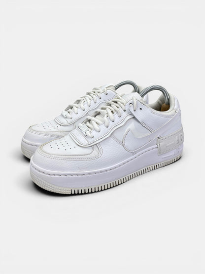 Nike Air Force 1 Shadow Triple White — buty sportowe damskie w bardzo dobrym stanie rozmiar 39, widok z boku