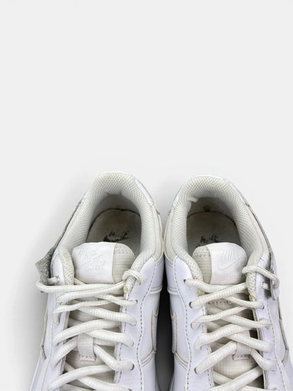 Nike Air Force 1 Shadow Triple White — buty sportowe damskie w bardzo dobrym stanie rozmiar 39, zapiętki butów