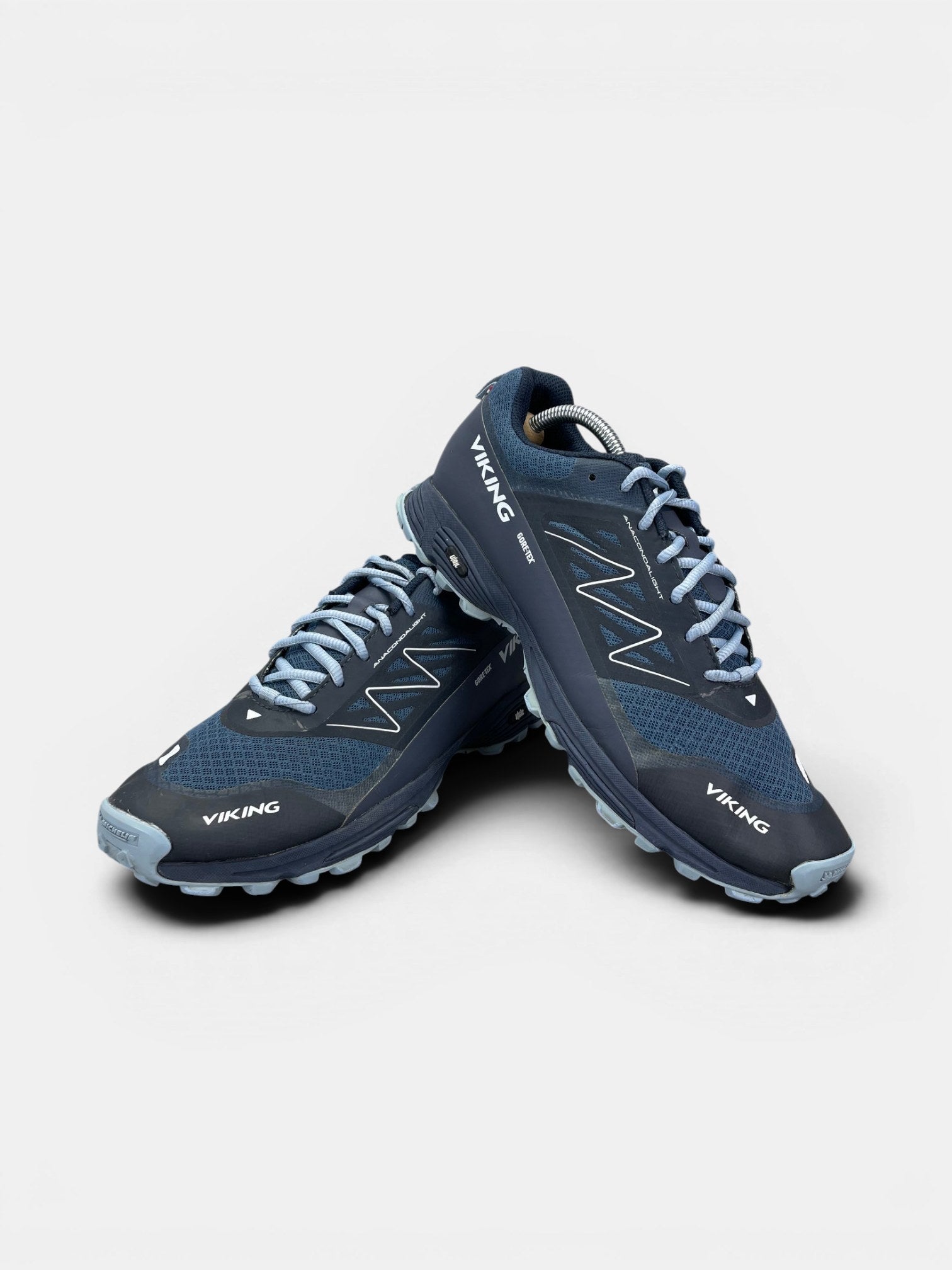 Viking Gore-Tex Trekking Shoes — trekkingi męskie w bardzo dobrym stanie rozmiar 43, boczny profil