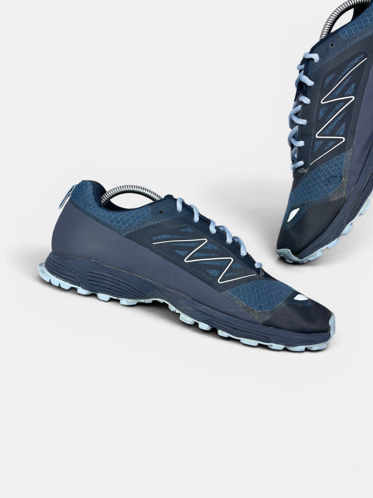 Viking Gore-Tex Trekking Shoes — trekkingi męskie w bardzo dobrym stanie rozmiar 43, wewnętrzny panel lewego buta