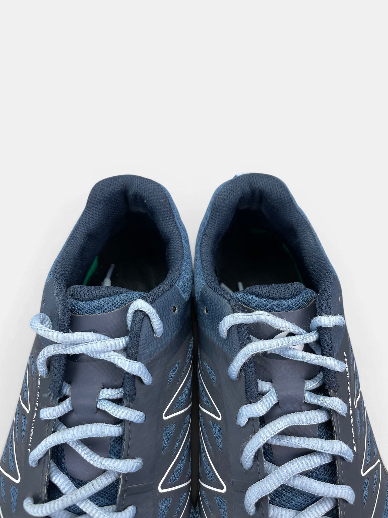 Viking Gore-Tex Trekking Shoes — trekkingi męskie w bardzo dobrym stanie rozmiar 43, zapiętki butów