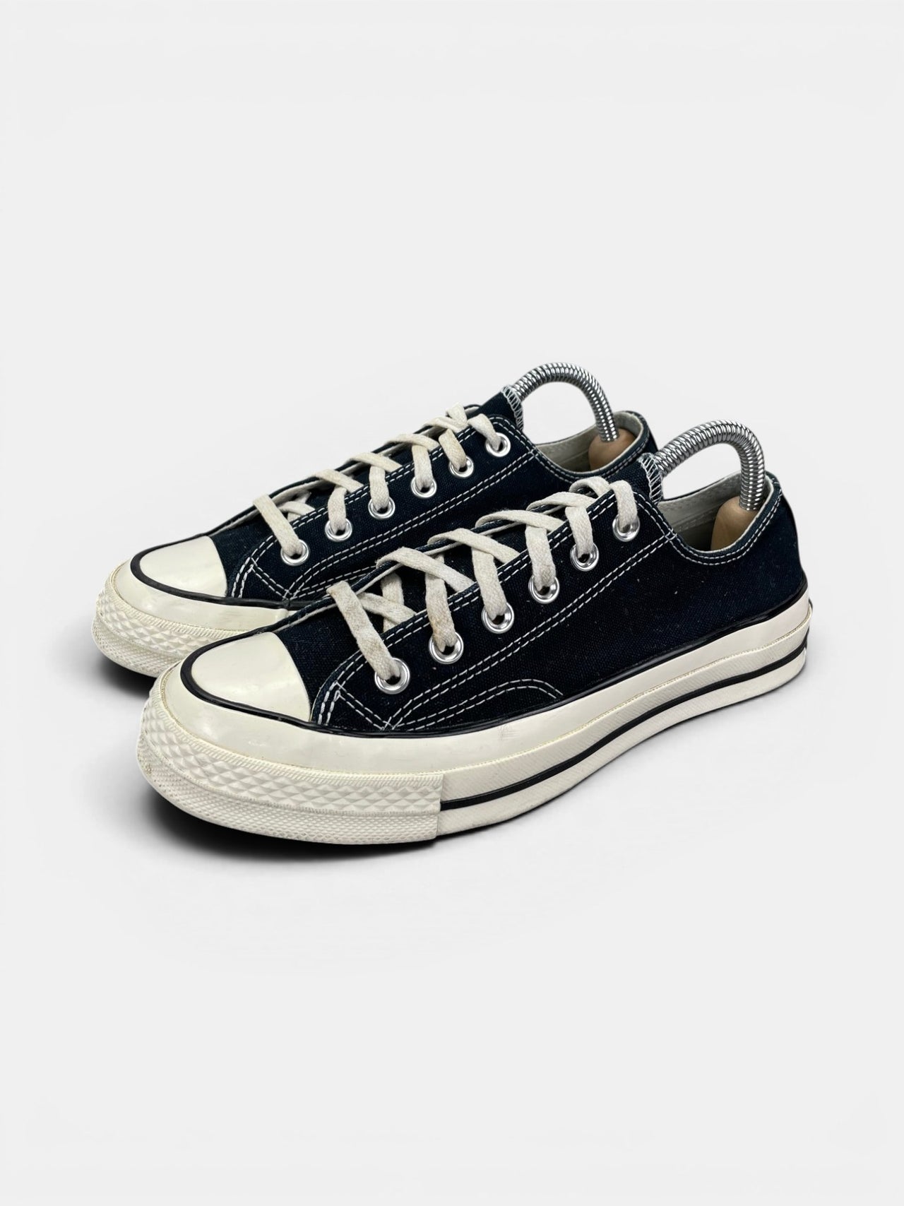 Converse Chuck Taylor All Star 70 Ox — buty sportowe damskie w bardzo dobrym stanie rozmiar 37.5, widok z boku