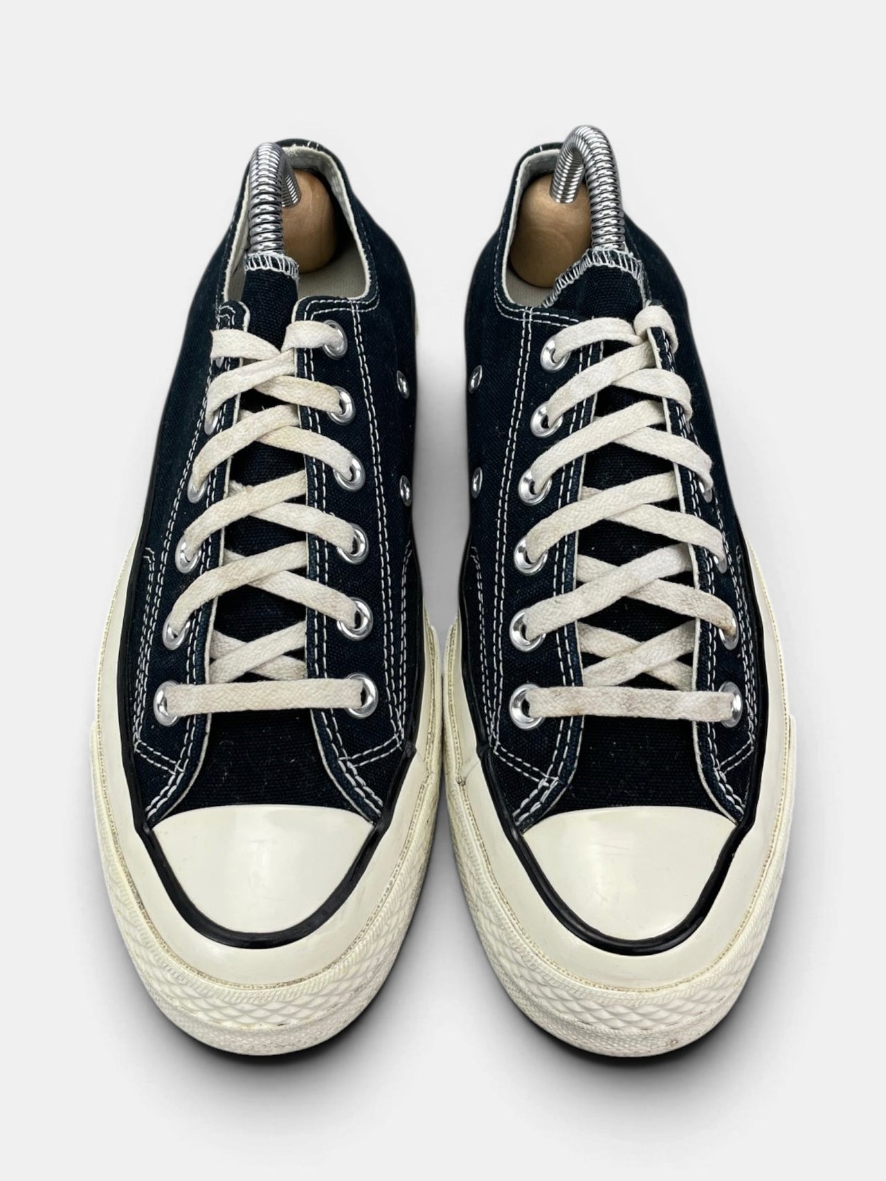 Converse Chuck Taylor All Star 70 Ox — buty sportowe damskie w bardzo dobrym stanie rozmiar 37.5, zewnętrzny panel lewego buta