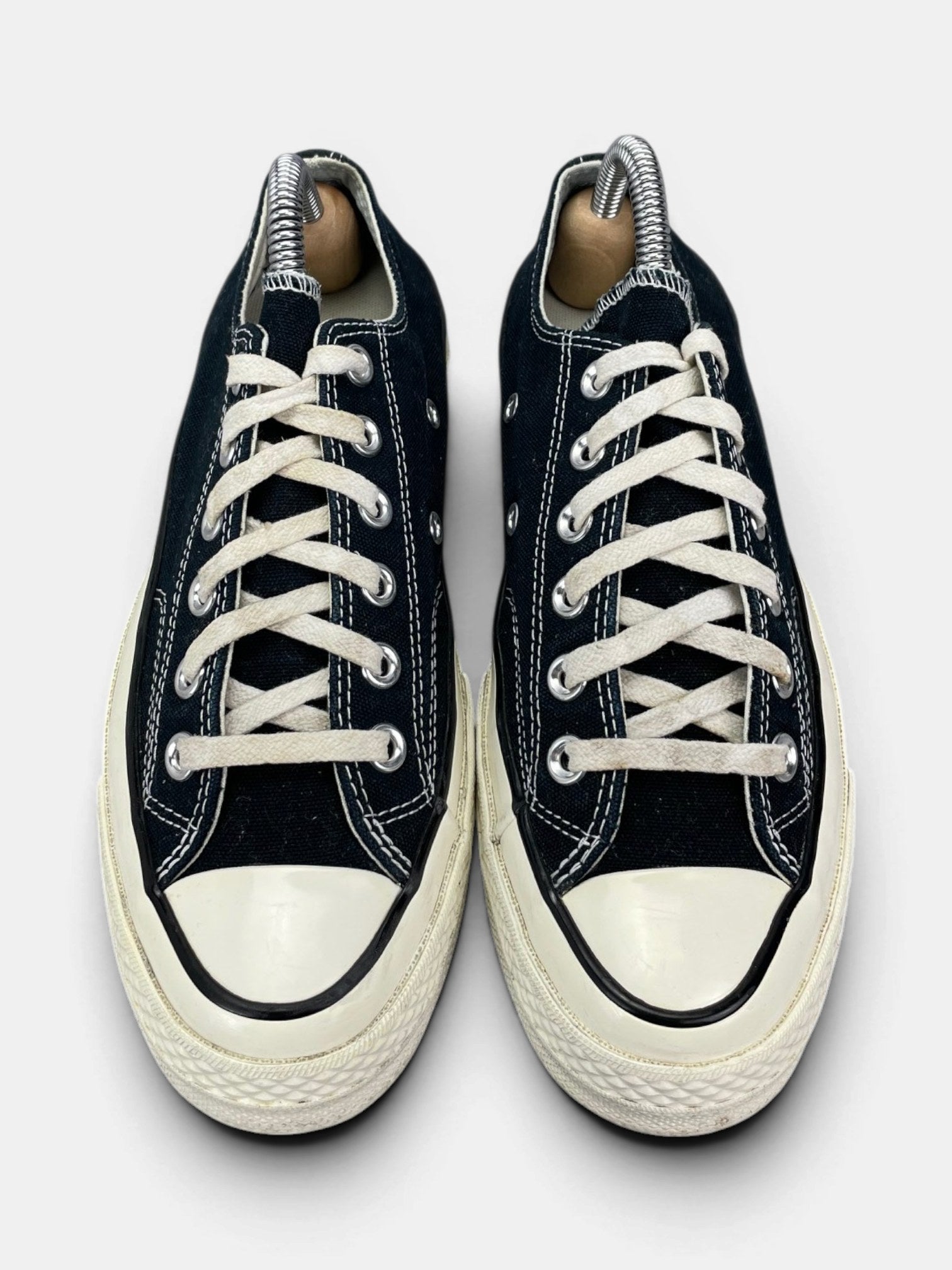 Converse Chuck Taylor All Star 70 Ox — buty sportowe damskie w bardzo dobrym stanie rozmiar 37.5, zewnętrzny panel lewego buta