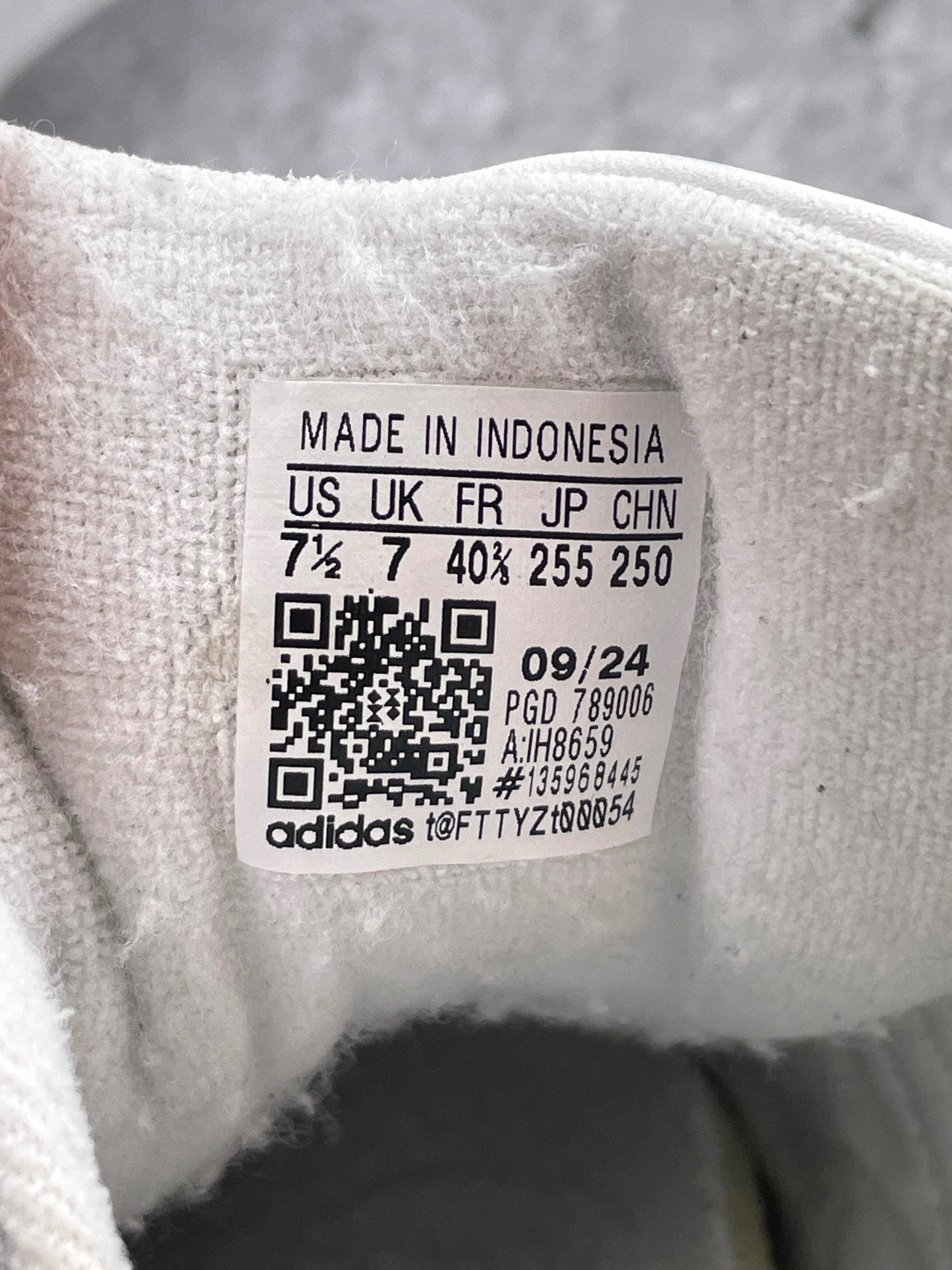 adidas Superstar II IH8659 - buty sportowe, metka
