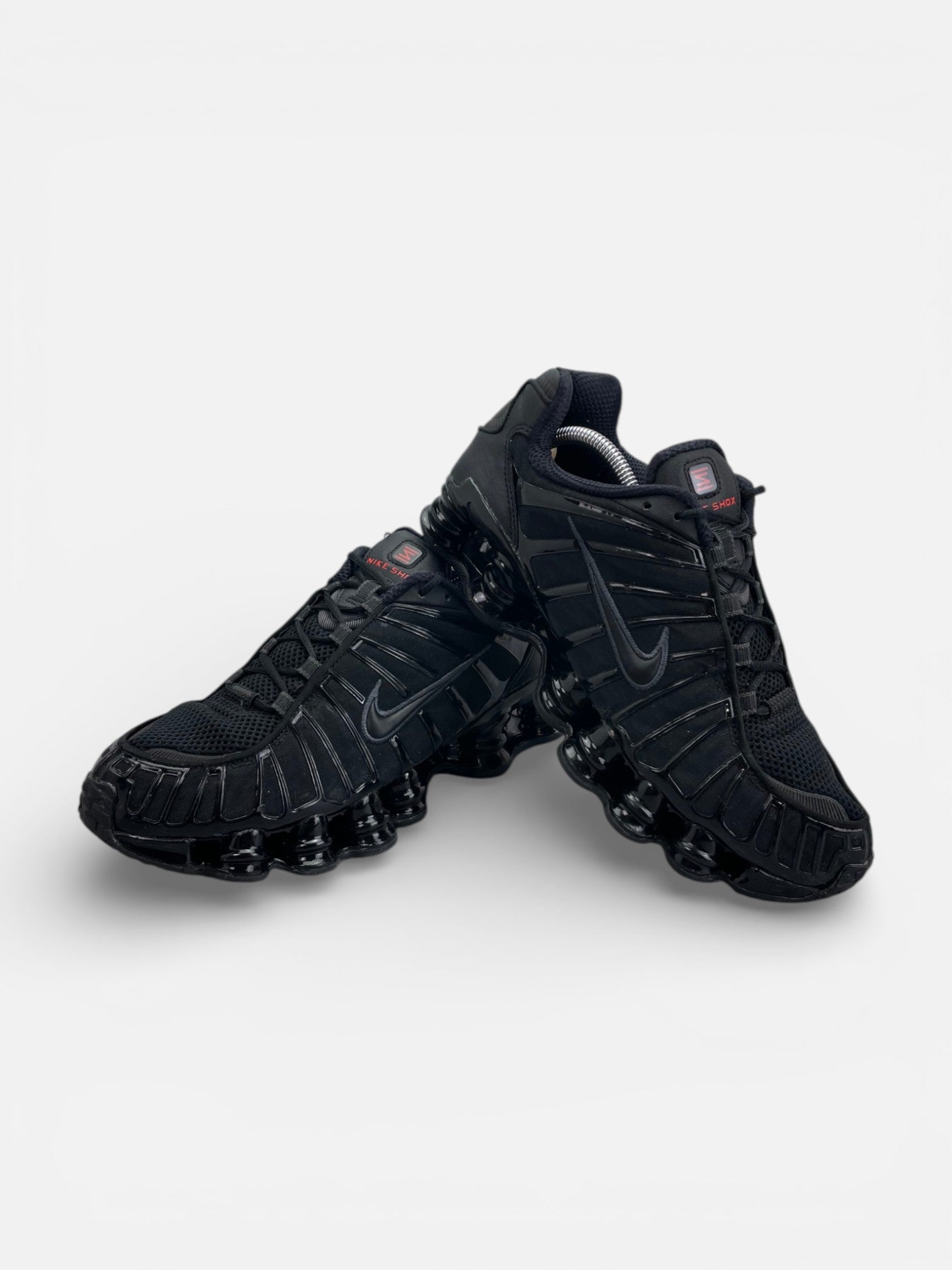 Nike Shox TL Metallic Hematite - buty sportowe, boczny profil