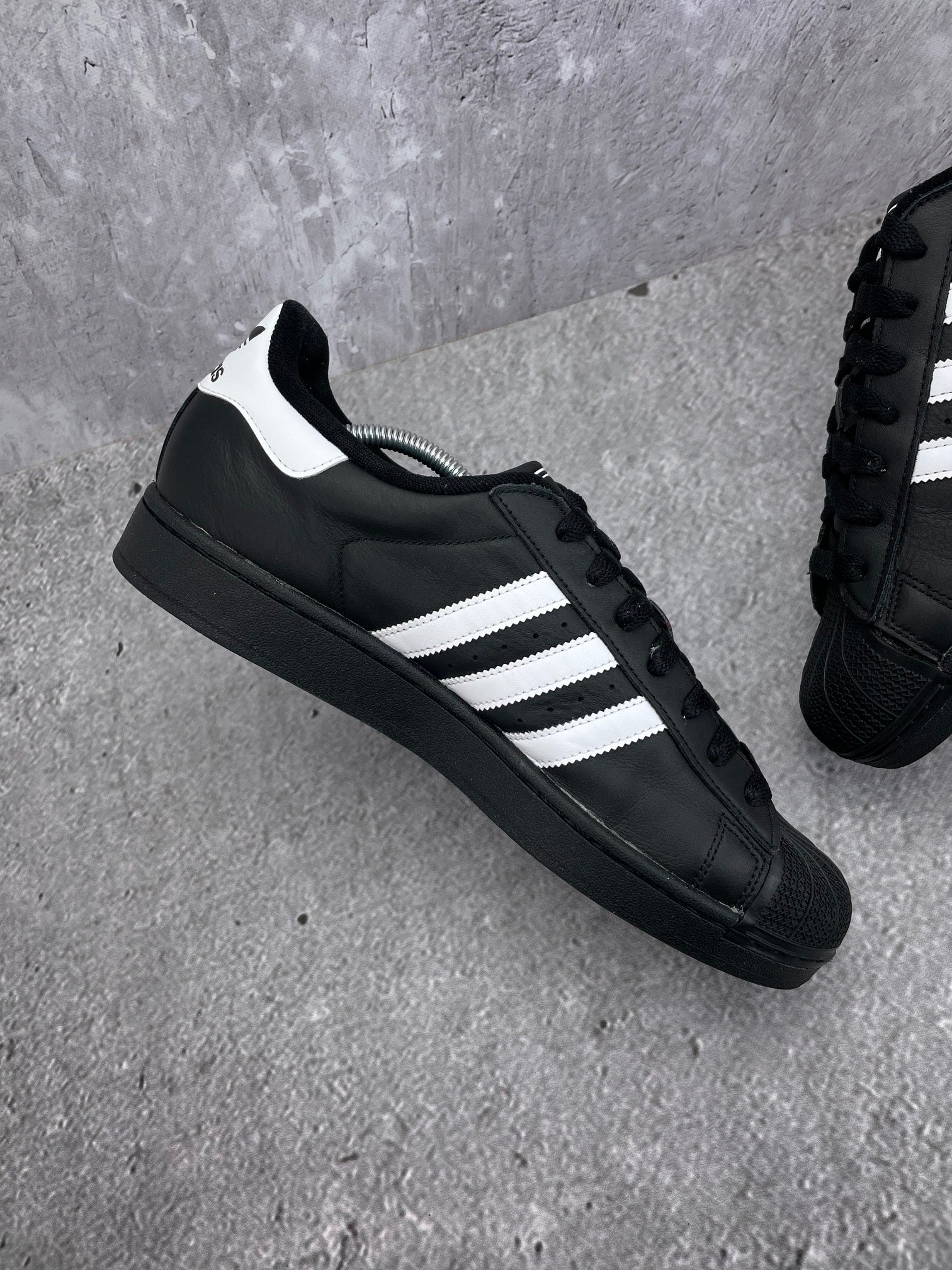 adidas Superstar II Black White - buty sportowe, wewnętrzny panel prawego buta