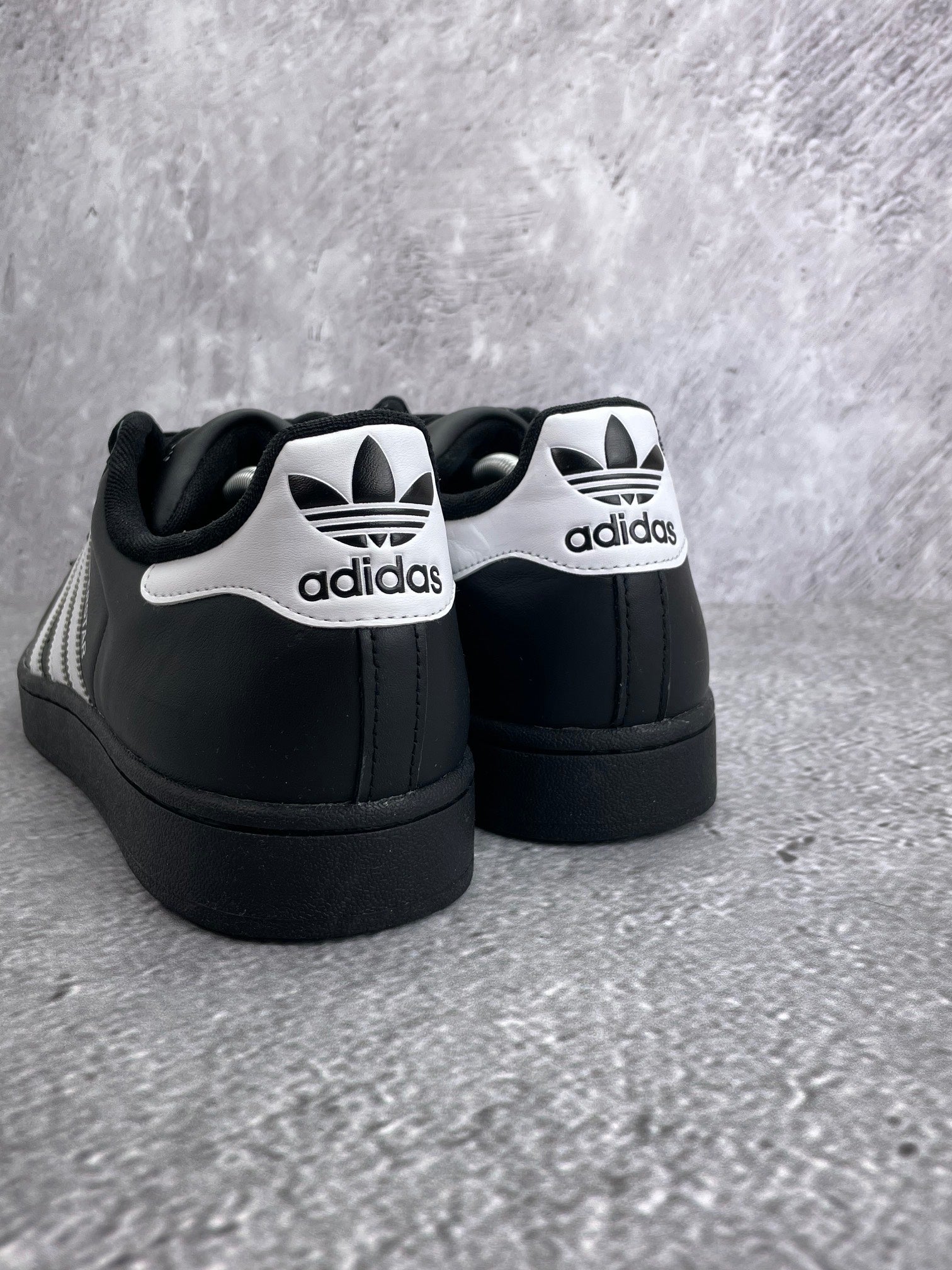 adidas Superstar II Black White - buty sportowe, widok z tyłu