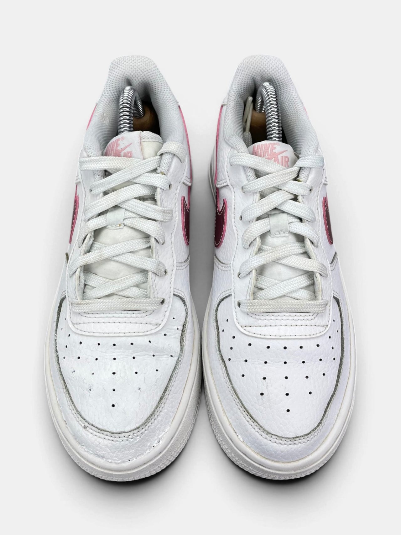 Nike Air Force 1 Low “White / Pink Glaze” Pink Glaze — buty sportowe damskie w bardzo dobrym stanie rozmiar 37.5, widok z góry