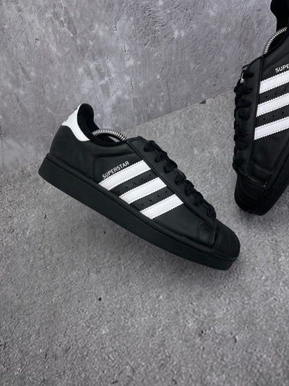 adidas Superstar II Black White - buty sportowe, zewnętrzny panel lewego buta
