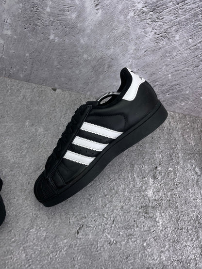 adidas Superstar II Black White - buty sportowe, wewnętrzny panel lewego buta