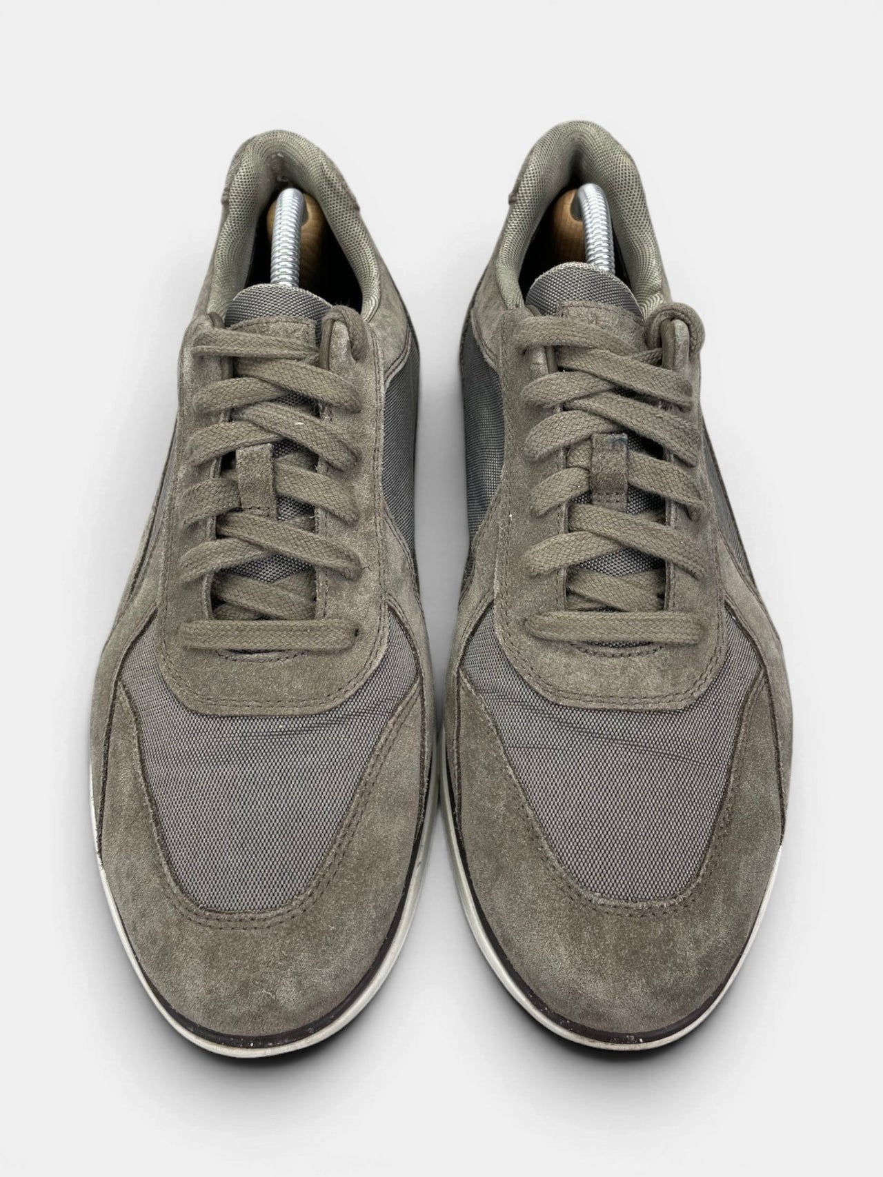 Geox Suede Sneakers — buty sportowe męskie w bardzo dobrym stanie rozmiar 43, widok z góry