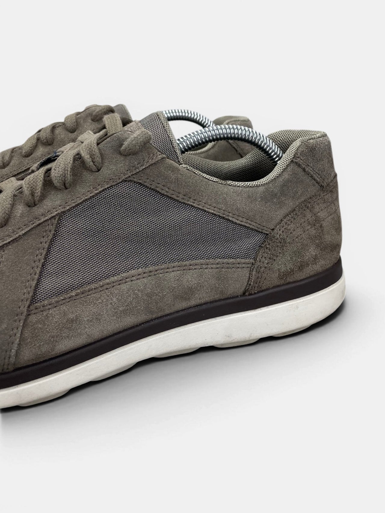 Geox Suede Sneakers — buty sportowe męskie w bardzo dobrym stanie rozmiar 43, opcjonalne zdjęcie 1