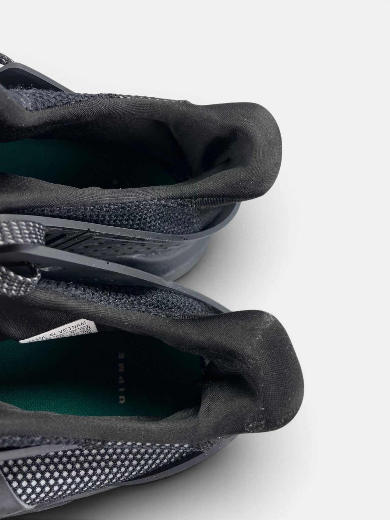 Adidas EQT Bask ADV Core Black — buty sportowe męskie w bardzo dobrym stanie rozmiar 43 1/3, zapiętki butów