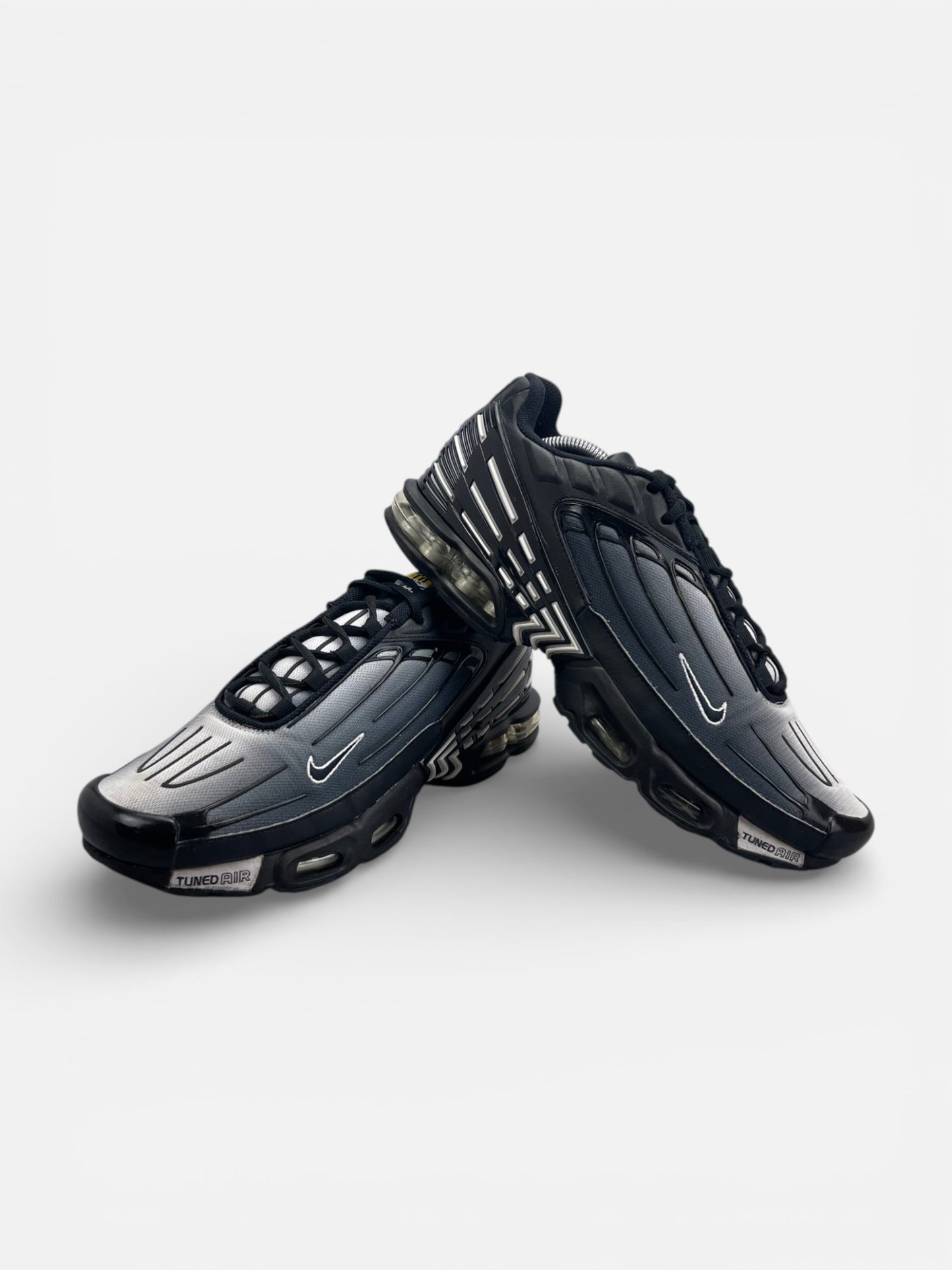Nike Air Max Plus 3 'Black White' Black White - buty sportowe, boczny profil
