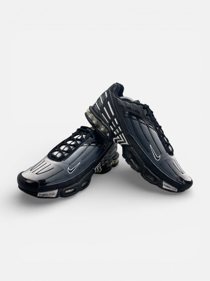 Nike Air Max Plus 3 'Black White' Black White - buty sportowe, boczny profil