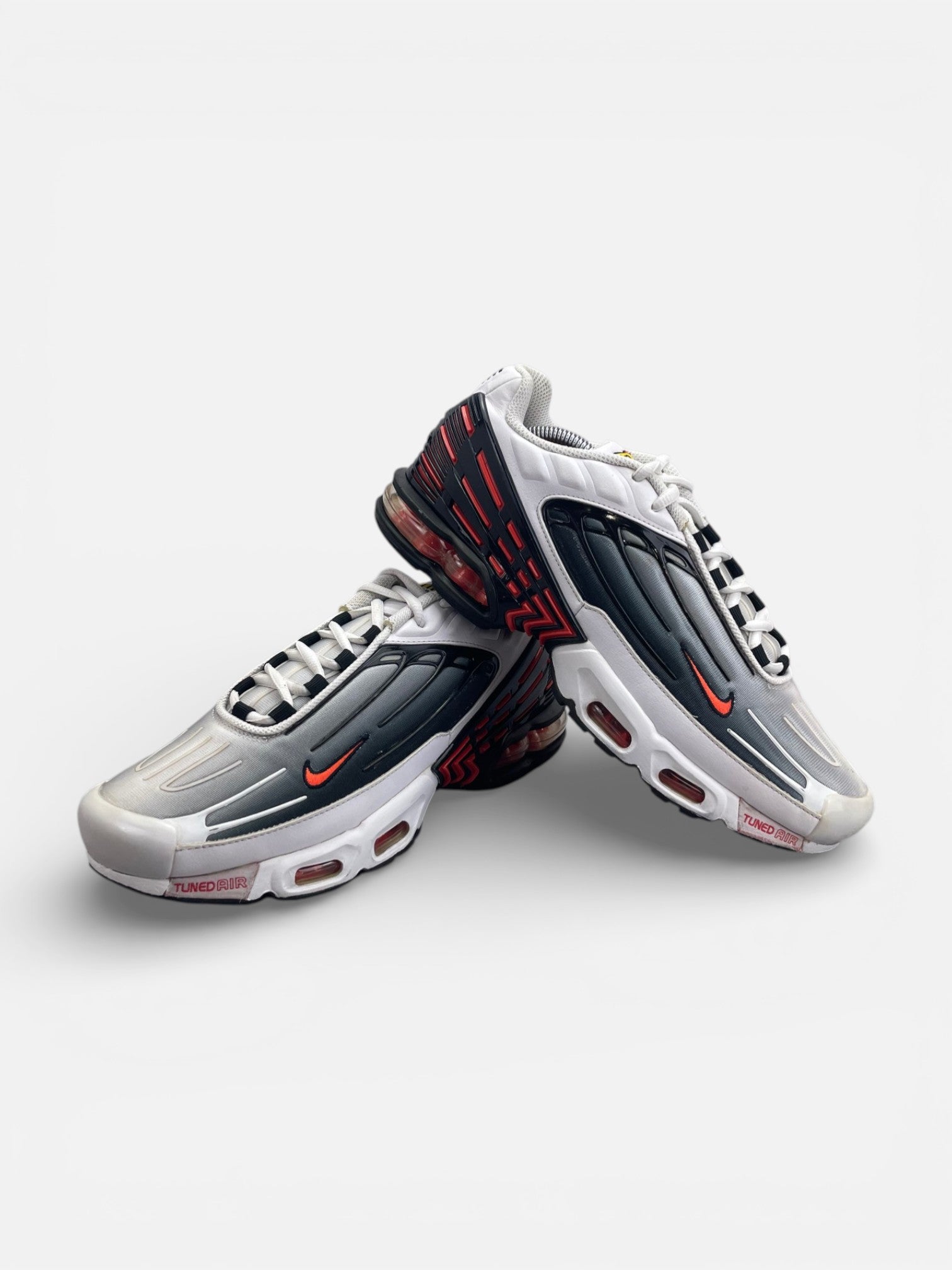 Nike Air Max Plus 3 Team Orange - buty sportowe, boczny profil